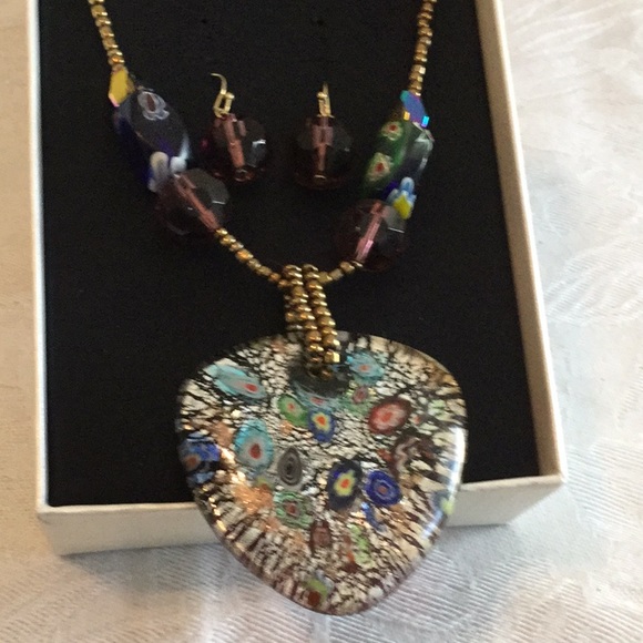 🦋NWT Fabulous “ Mixit “Necklace & Earrings 🦋 - Picture 2 of 9
